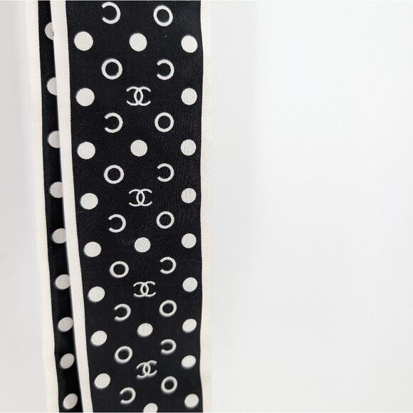 Black and White Polka Dot Tie Twelly - Picture 2 of 4